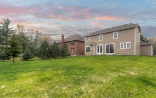 chestnuthomes-7527brookbank-003